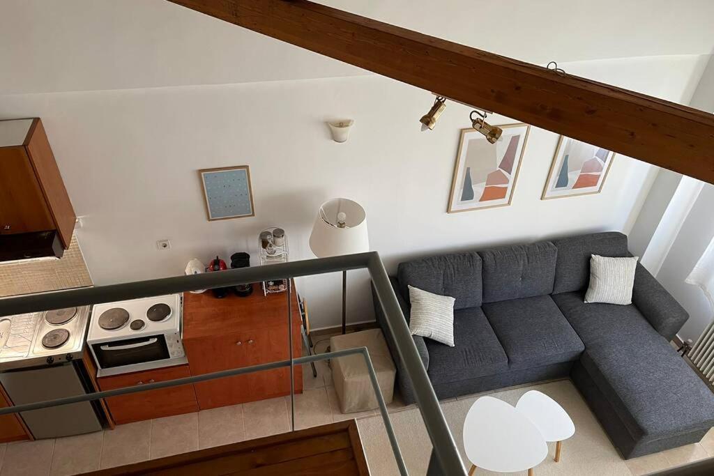 Attic Studio Stay Каламата Экстерьер фото