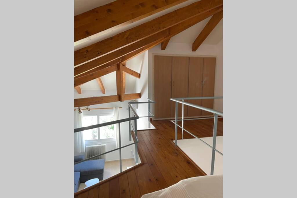 Attic Studio Stay Каламата Экстерьер фото